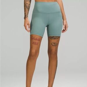 lululemon // wunder train shorts